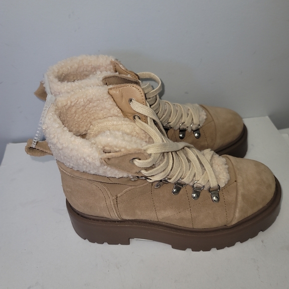 Steve Madden Reyen  Boots - Picture 6 of 7
